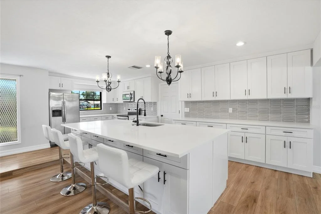 Photo of 1349 VIEWTOP DRIVE