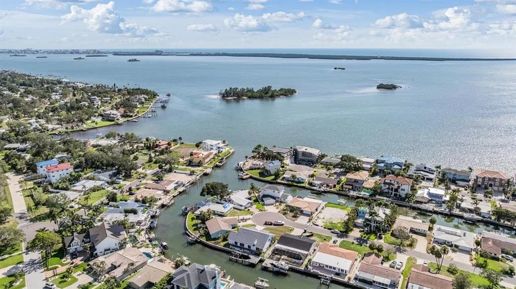 Photo of 2127 LAGOON DRIVE