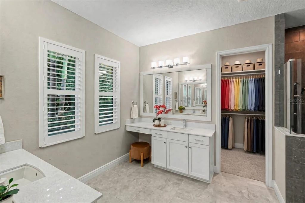 Photo of 8083 WATERBEND TRAIL
