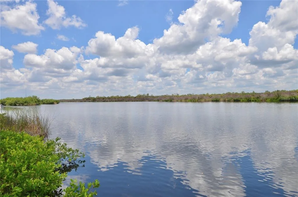 Photo of 630 N RIVER ROAD