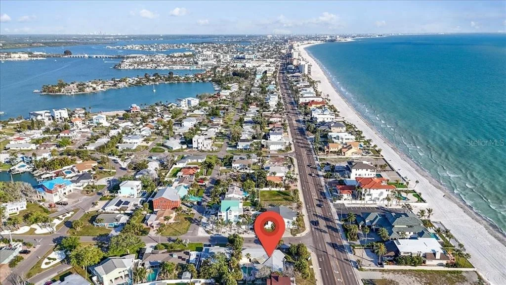 Photo of 16007 GULF BOULEVARD