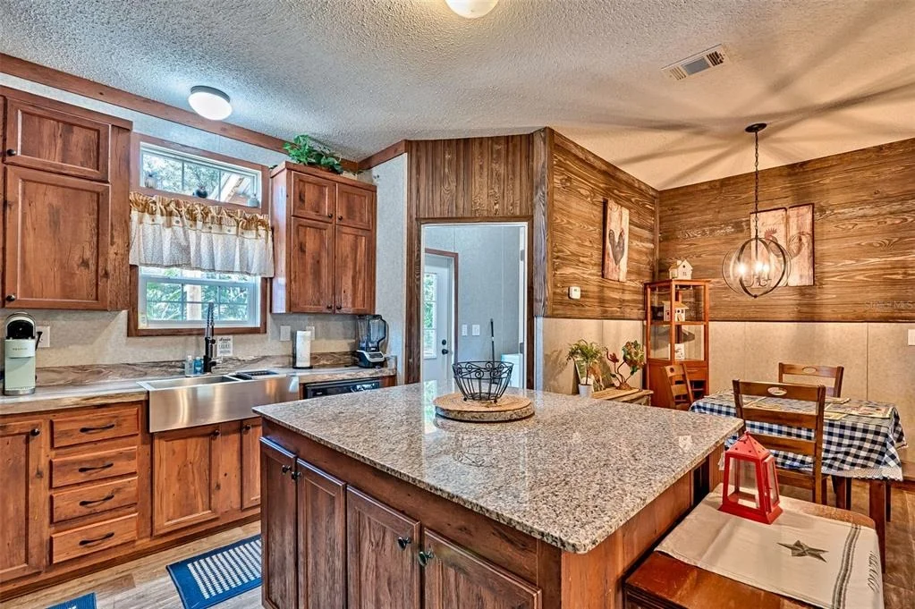 Photo of 1208 N COUNTY ROAD 315