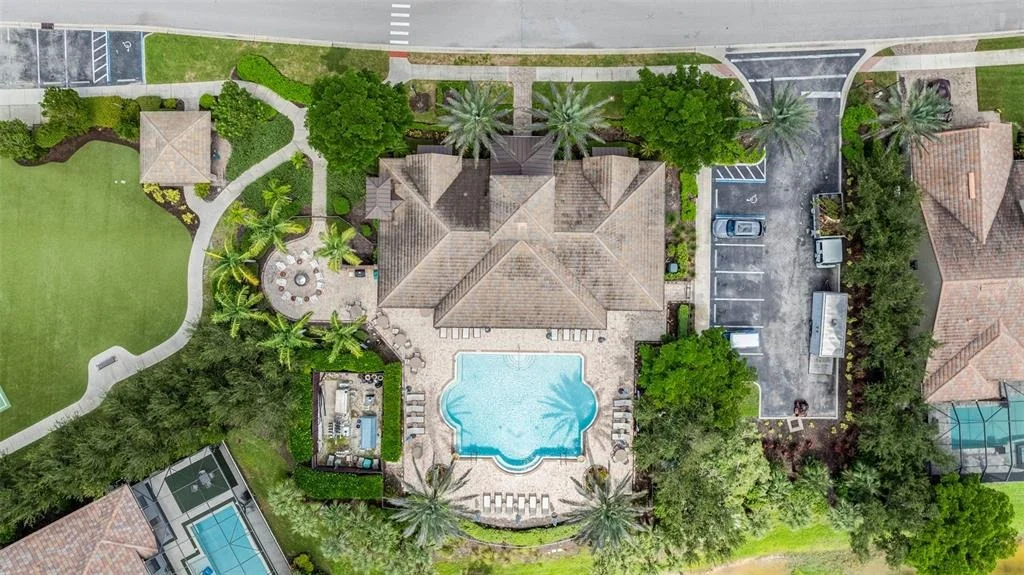Photo of 16293 CAMDEN LAKES CIRCLE