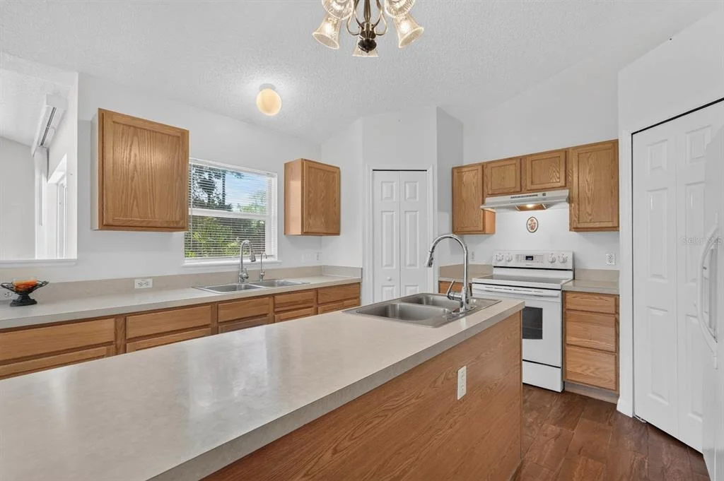 Photo of 99 PICKERING DRIVE