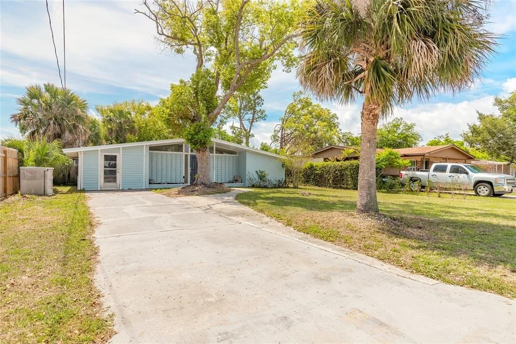 Photo of 304 FOX PLACE