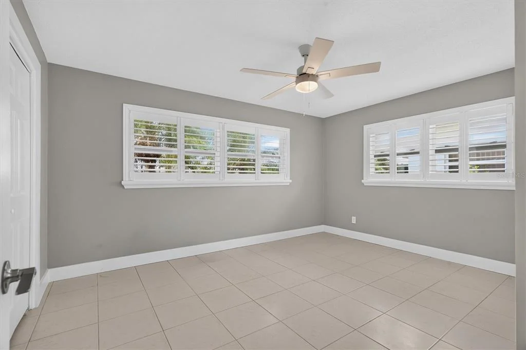 Photo of 541 LILLIAN DRIVE