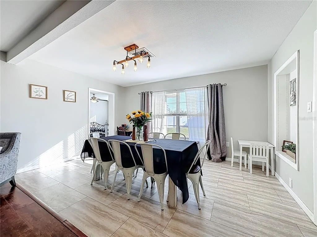 Photo of 1521 BANYAN DR.