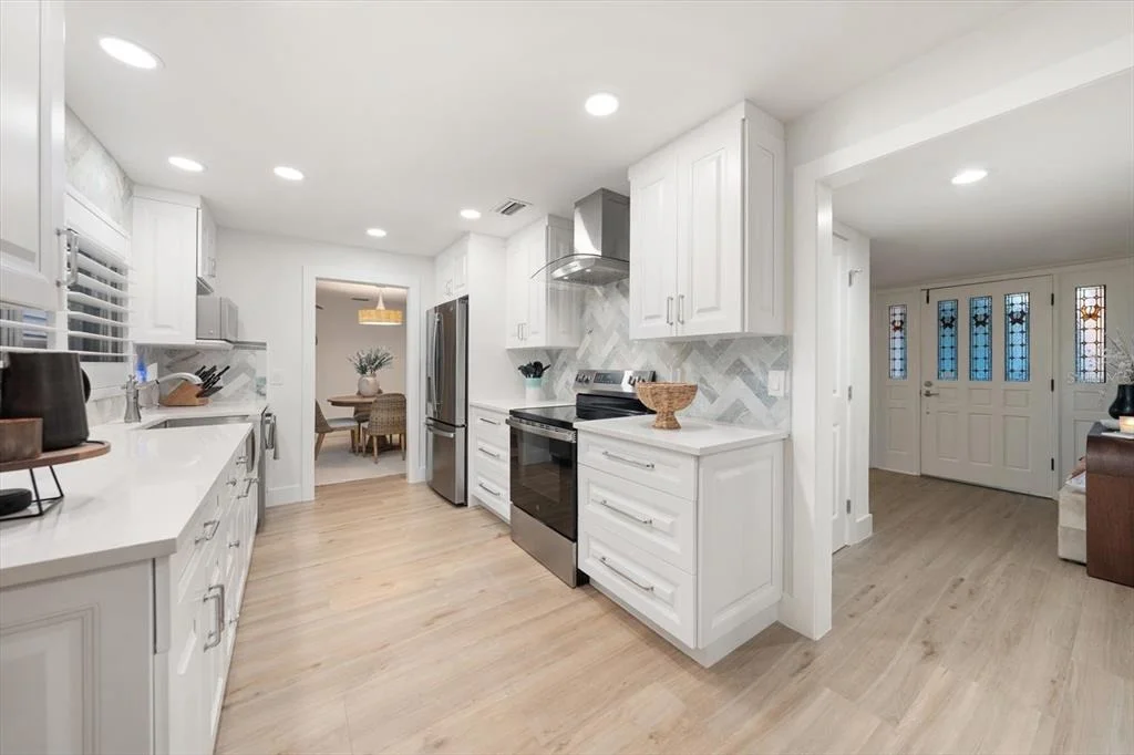 Photo of 821 JACARANDA DRIVE
