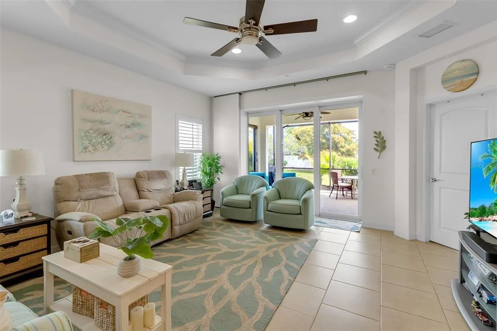 Photo of 7004 VISTA BELLA DRIVE