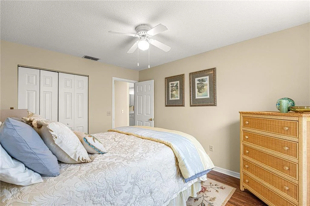 Photo of 2409 SE 18TH CIRCLE