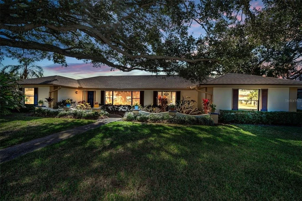 Photo of 2391 ROBERTA LANE