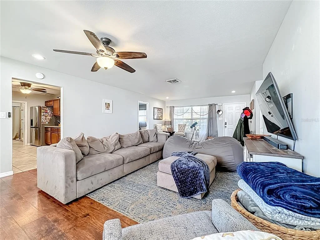 Photo of 1521 BANYAN DR.