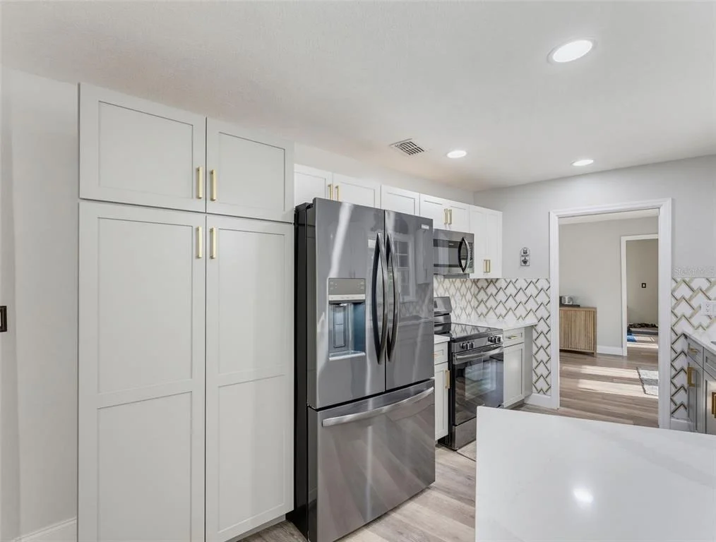 Photo of 1846 DEL ROBLES DRIVE