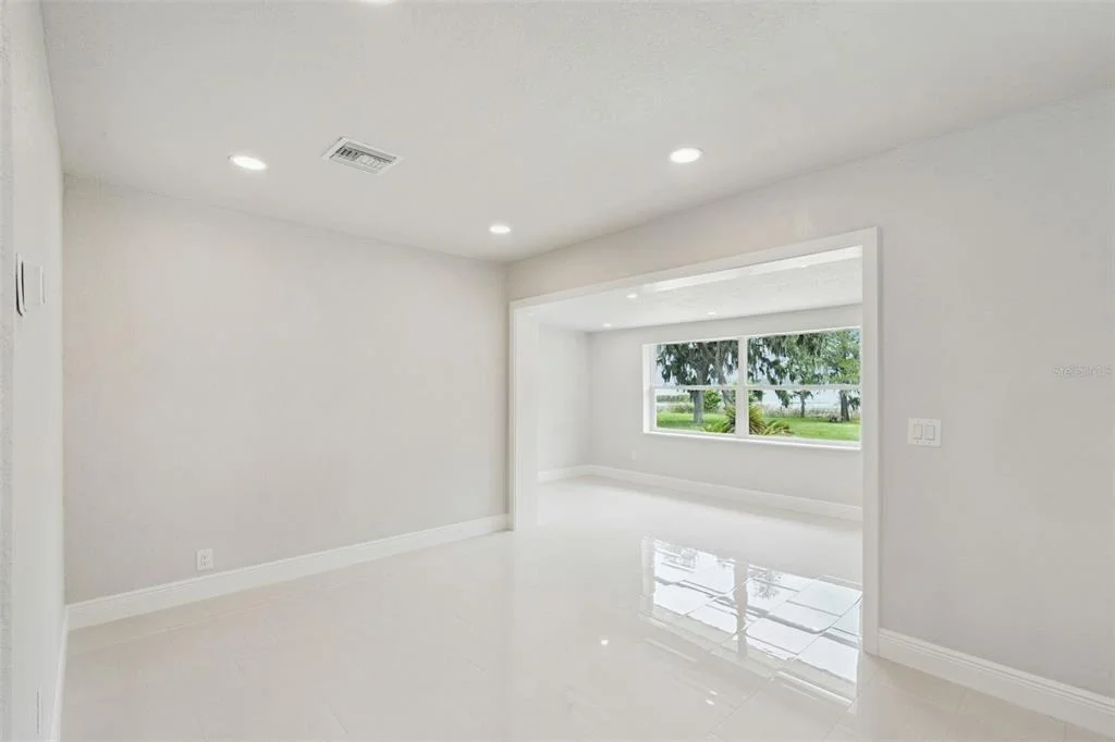 Photo of 2316 N GRIFFIN DRIVE