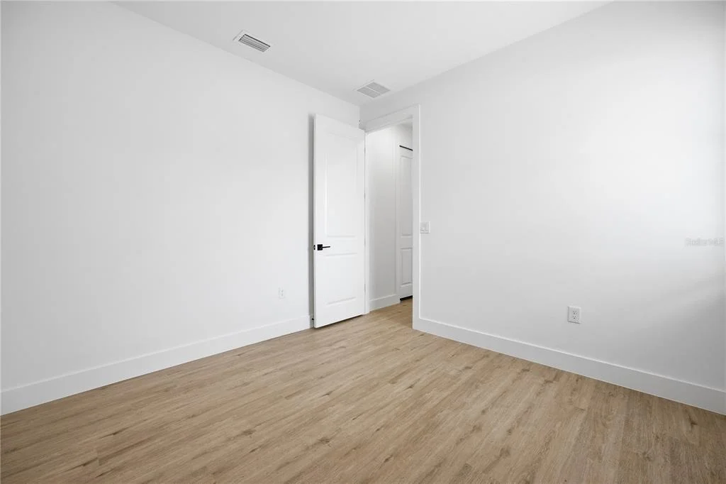 Photo of 1 OAK TRAIL