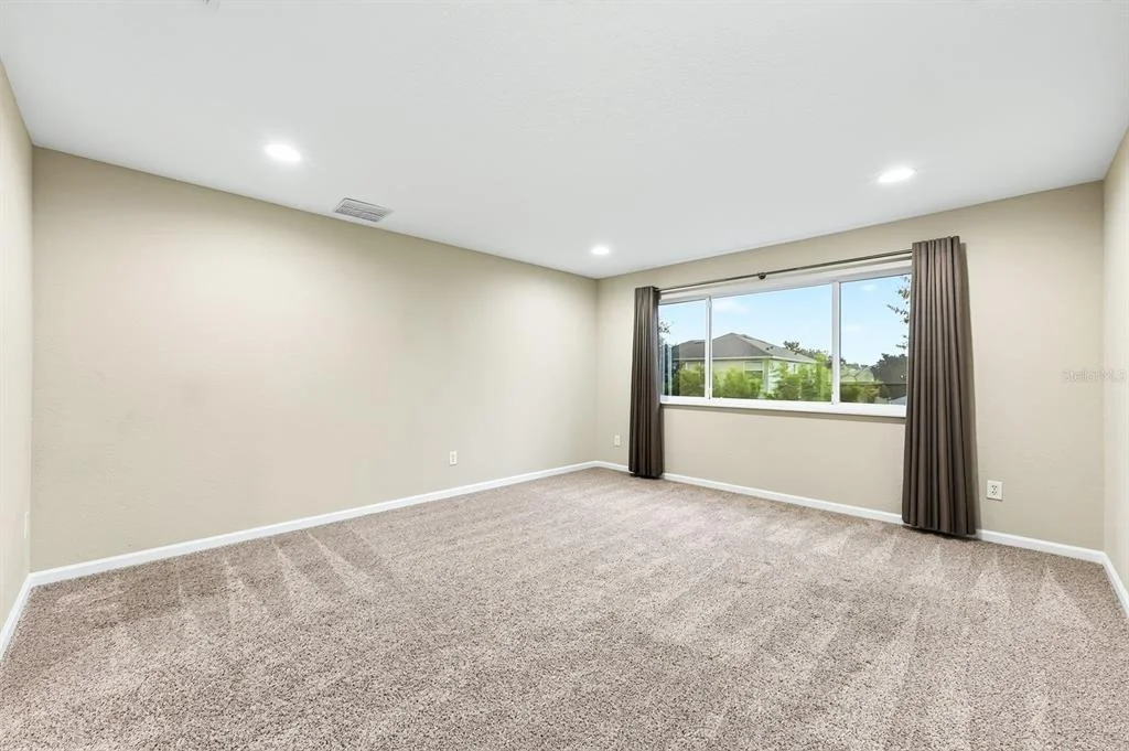 Photo of 1135 TOLUKE POINT