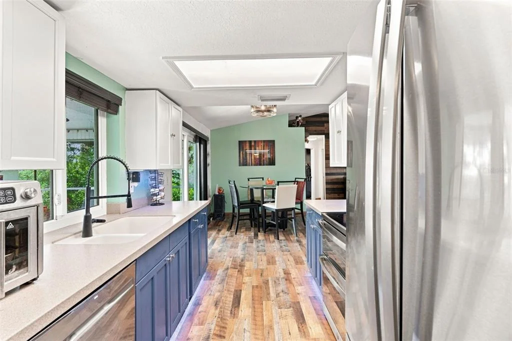 Photo of 195 SUMMERSET DRIVE