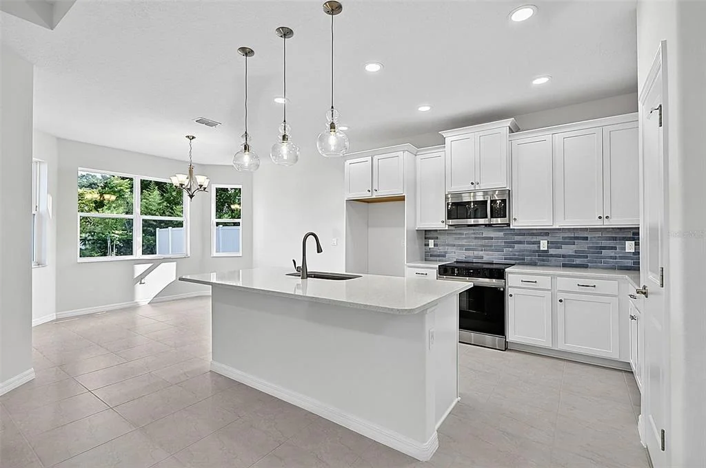 Photo of 10 PERSIMMON DRIVE