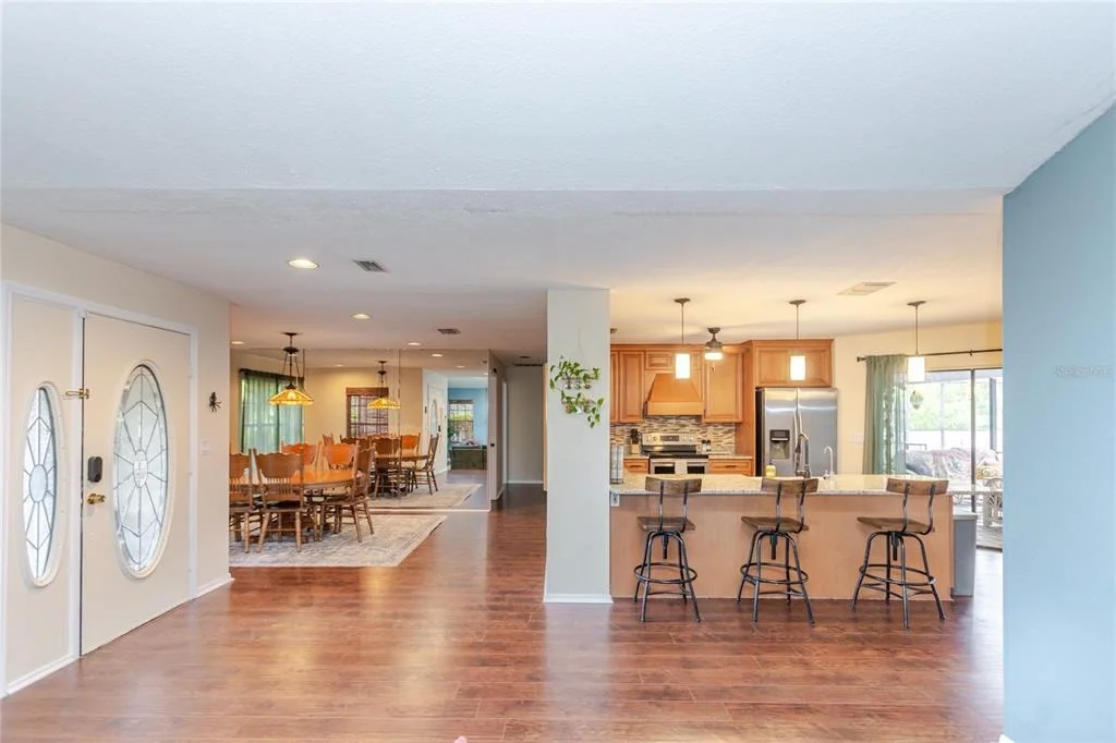 Photo of 14692 LINDEN DRIVE