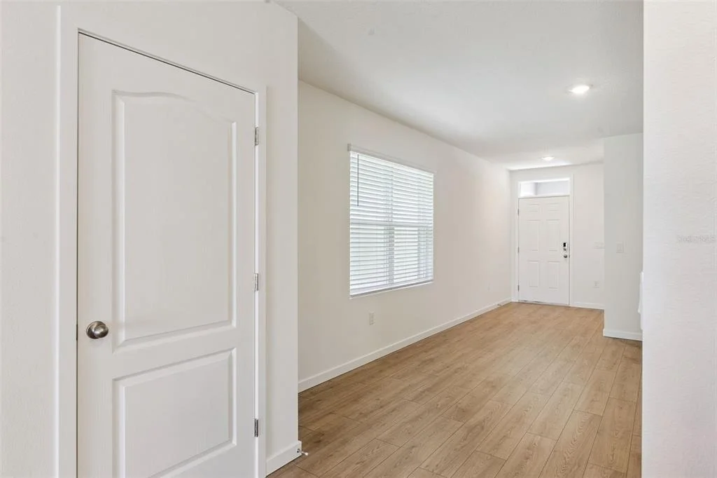 Photo of 1030 COMMONS WAY