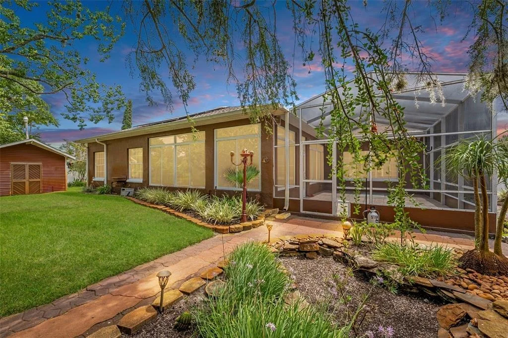 Photo of 52 BUTTONWORTH DRIVE