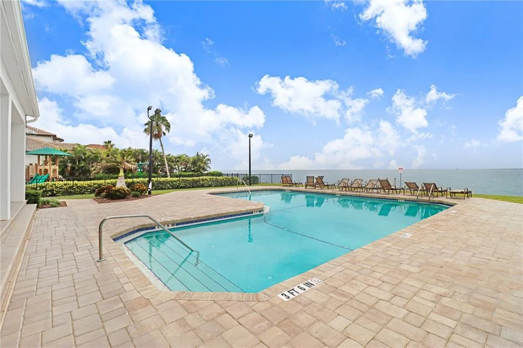 Photo of 6104 LAGOMAR LANE