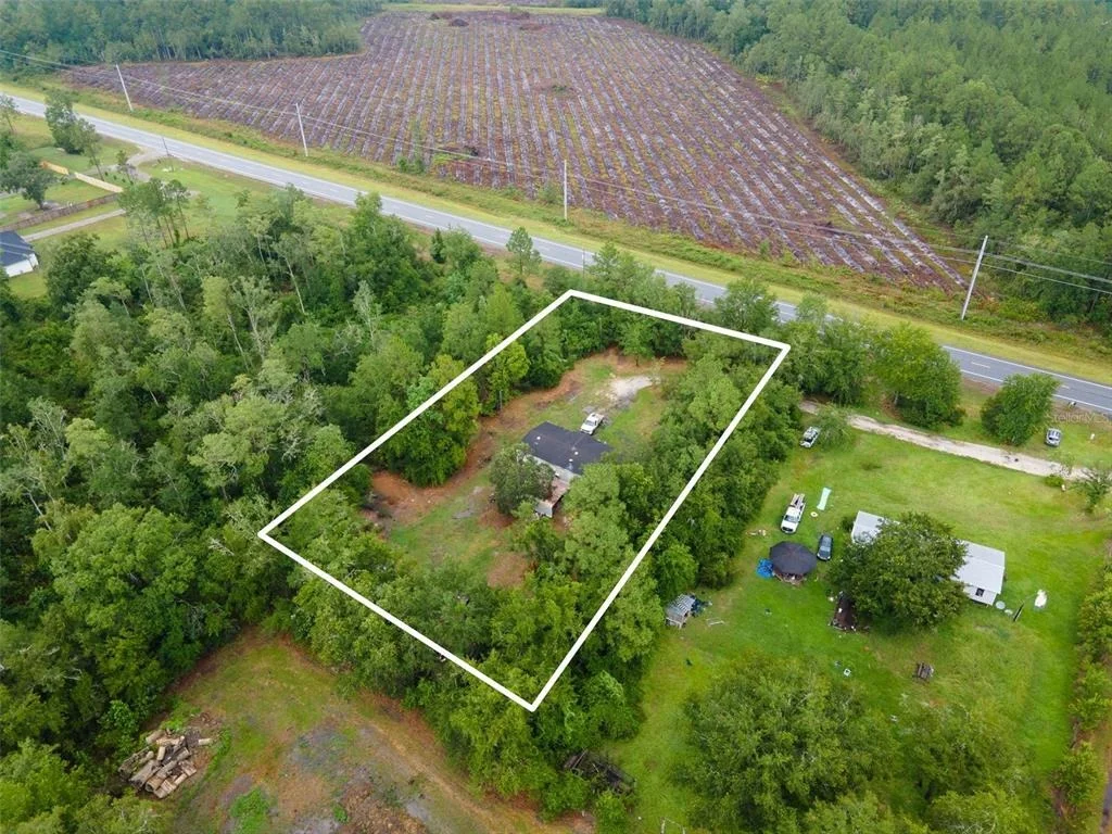 Photo of 9798 STATE ROAD 100 W