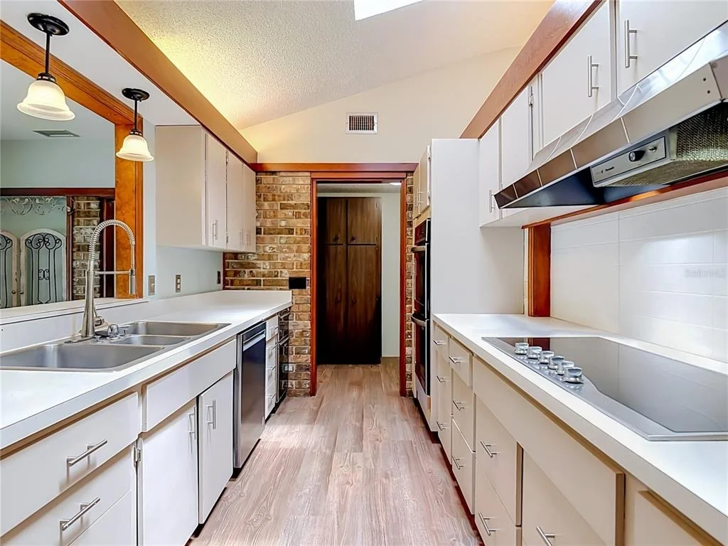 Photo of 1032 VALLEY FORGE ROAD
