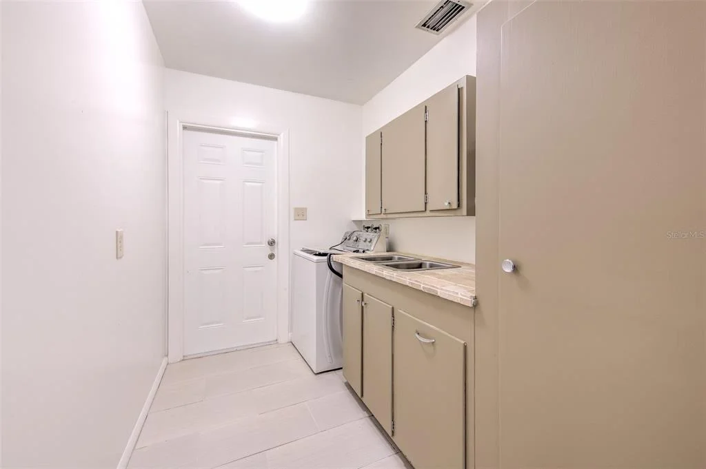 Photo of 8825 COBB ROAD