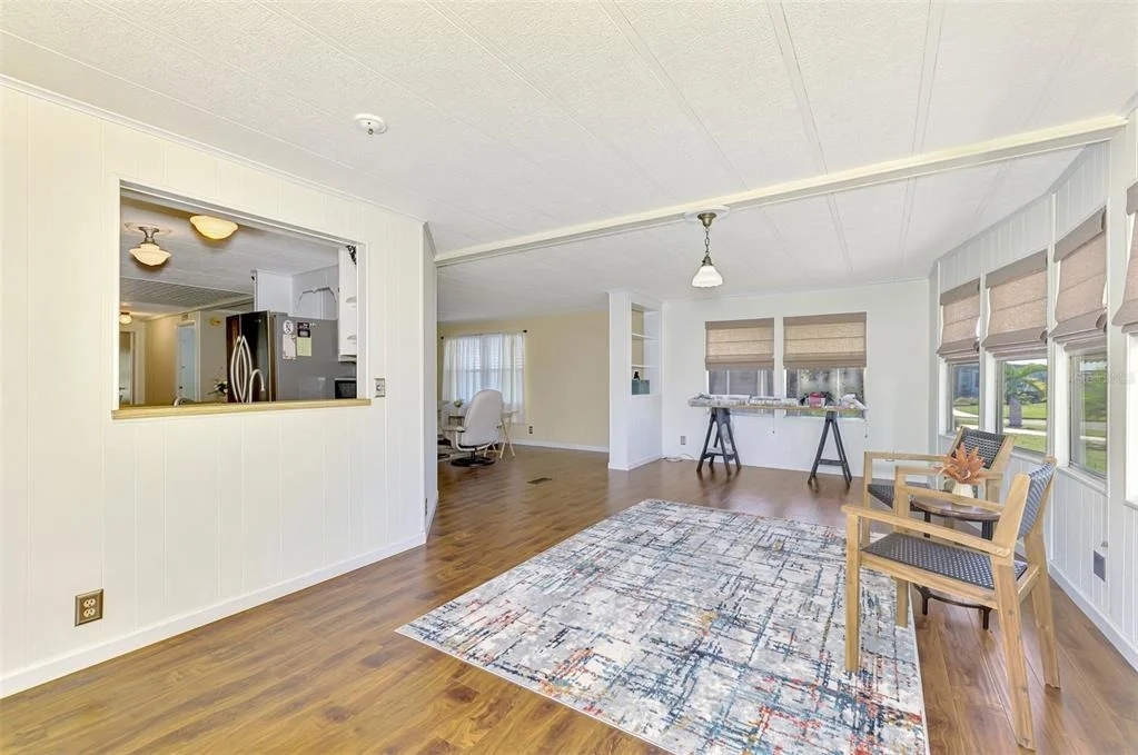 Photo of 49 COMPASS POINT