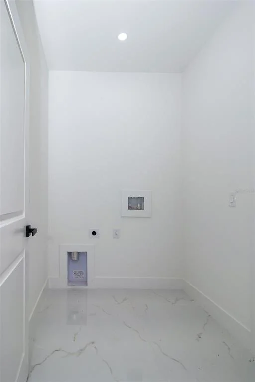 Photo of 943 COMMODORE STREET