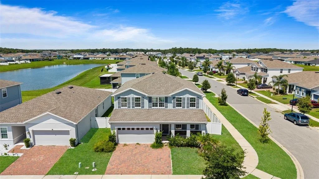 Photo of 100 LAVENNA AVENUE
