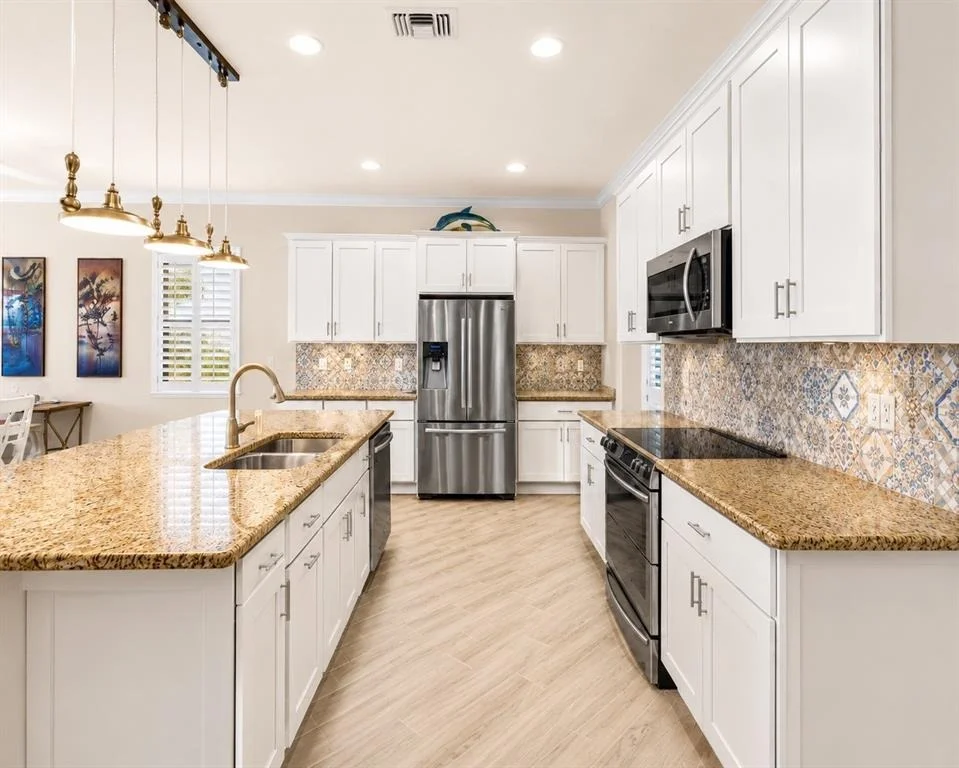 Photo of 24252 GALLBERRY DRIVE