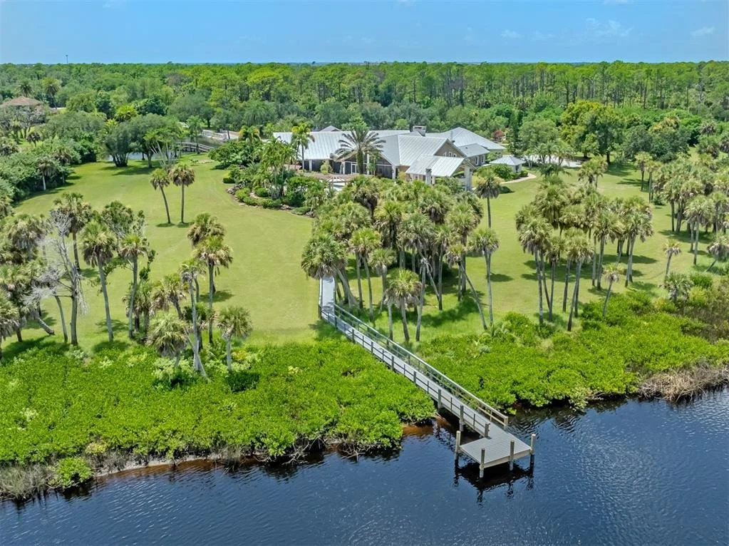 Photo of 630 N RIVER ROAD