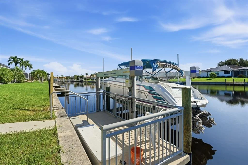 Photo of 414 CAICOS DRIVE
