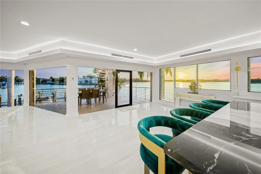 Photo of 1400 SIESTA DRIVE