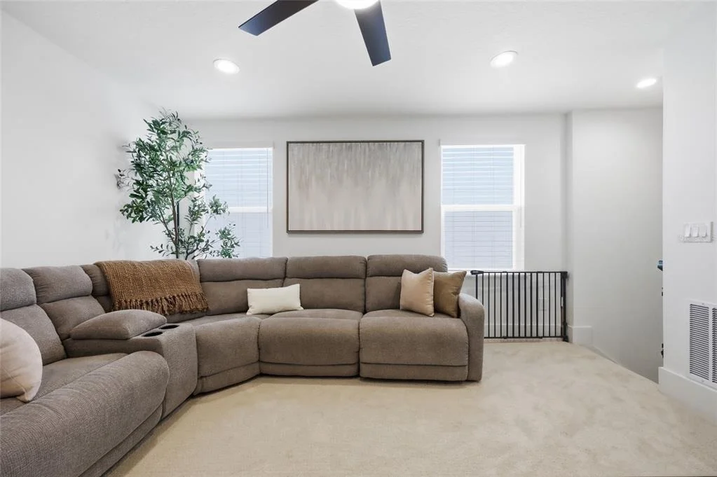 Photo of 1663 CROWNCREST DRIVE