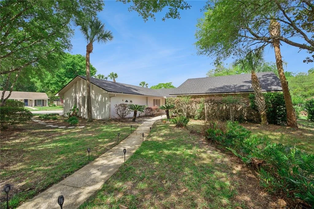 Photo of 306 HICKORY DRIVE