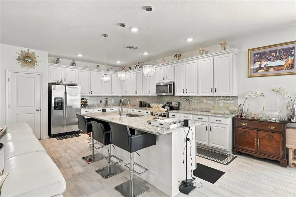 Photo of 944 OLD WINDSOR WAY