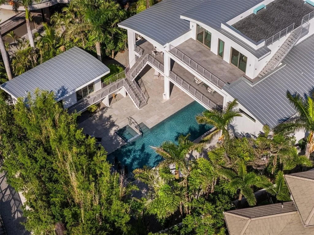 Photo of 1365 HARBOR DRIVE