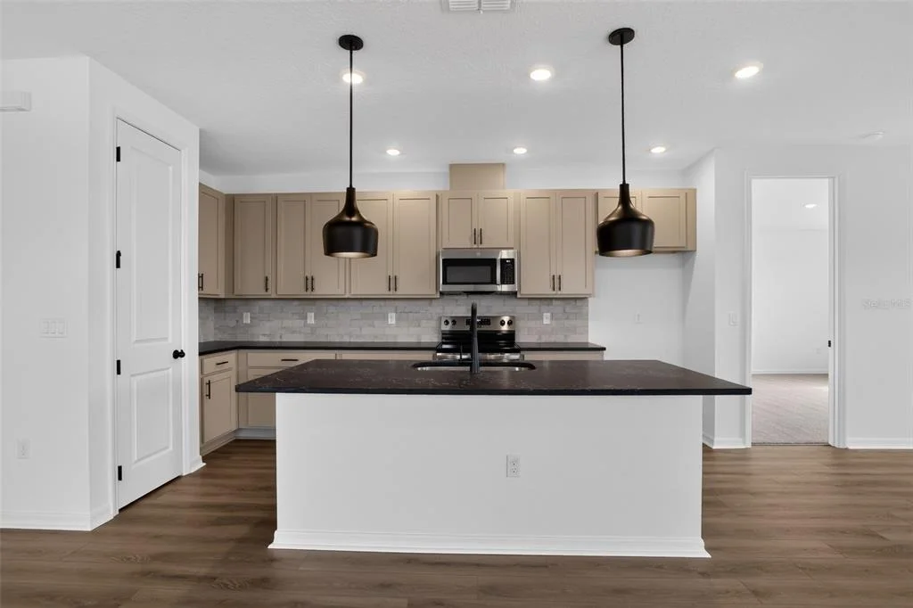 Photo of 30134 EMERALD FOREST DRIVE