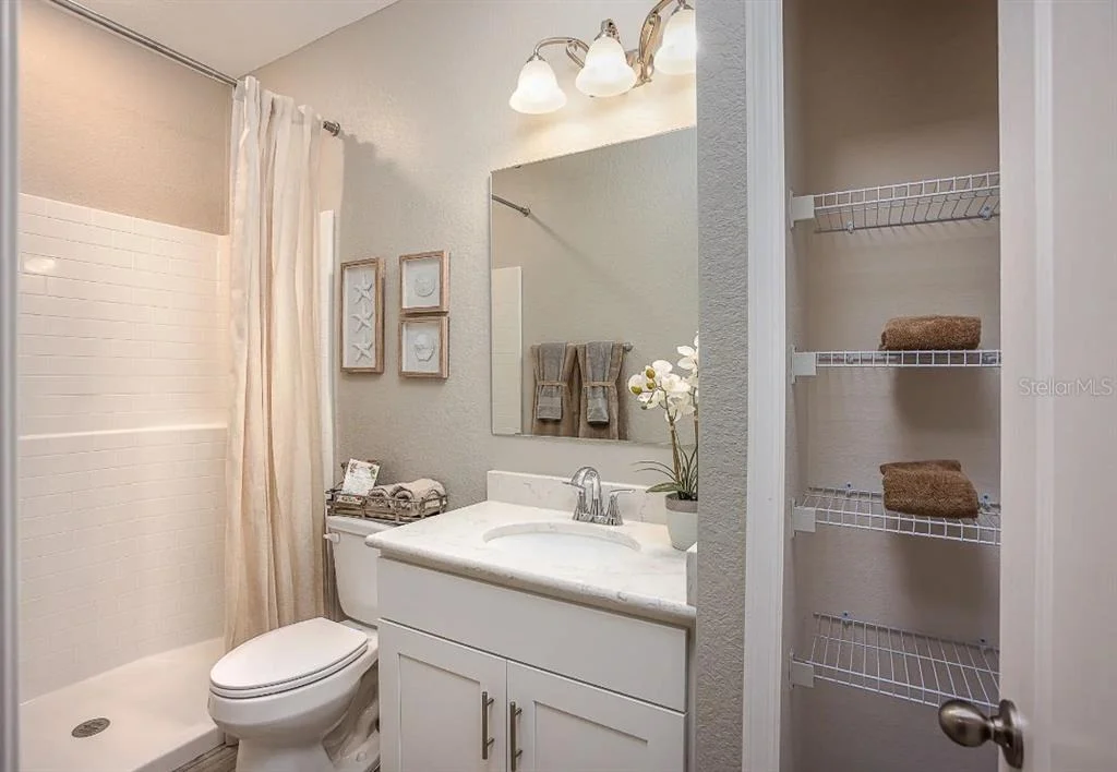 Photo of 8639 OAKSTONE CIRCLE
