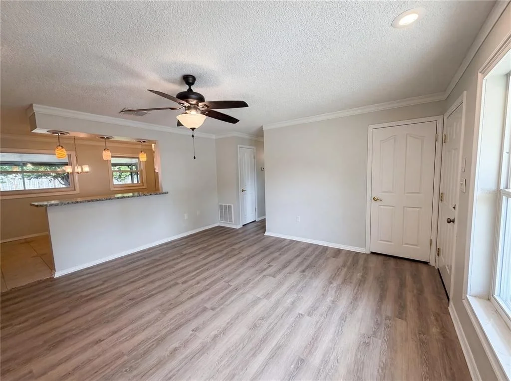 Photo of 505 OAK DRIVE