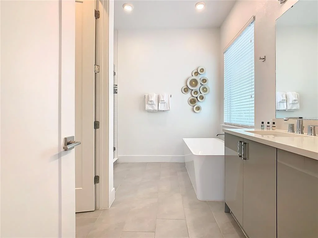 Photo of 2125 PINE OAK LOOP