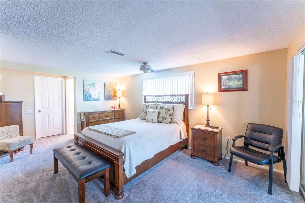 Photo of 8210 VALLEY STREAM LANE