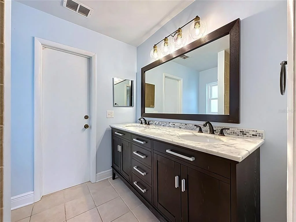 Photo of 1405 OVERCASH DRIVE