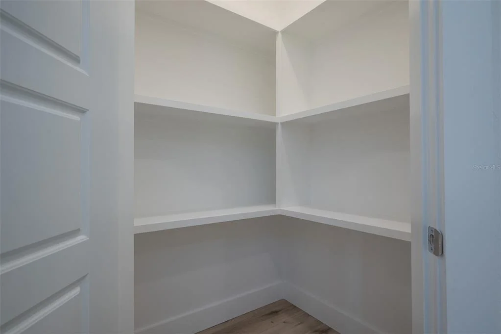 Photo of 832 NW 5TH STREET