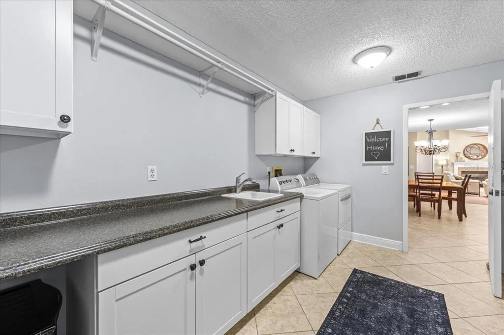 Photo of 2995 EXETER DRIVE