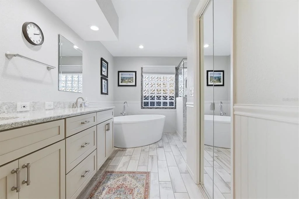 Photo of 716 WOODMONT DRIVE
