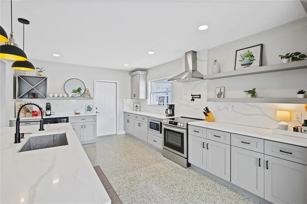 Photo of 136 BAYSIDE DRIVE